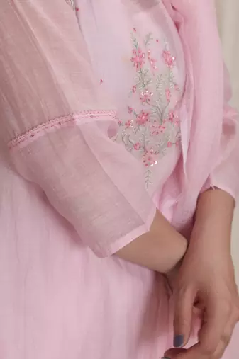 Pink embroidered kurta set