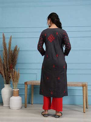 Hand embroidered grey cotton lucknowi chikankari straight kurta 2