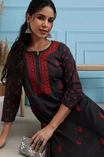 Hand embroidered grey cotton lucknowi chikankari straight kurta