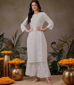 Hand embroidered white cotton lucknowi chikankari straight kurta