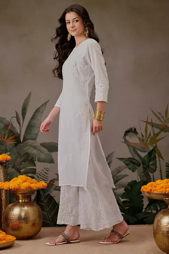 Hand embroidered white cotton lucknowi chikankari straight kurta