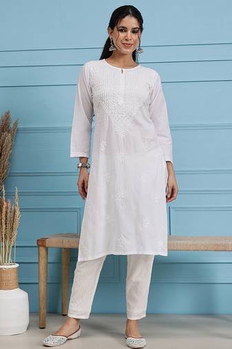 Hand embroidered white cotton lucknowi chikankari straight kurta