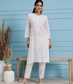 Hand embroidered white cotton lucknowi chikankari straight kurta