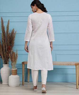 Hand embroidered white cotton lucknowi chikankari straight kurta 2