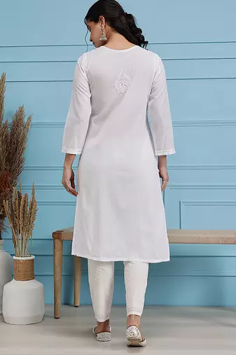 Hand embroidered white cotton lucknowi chikankari straight kurta