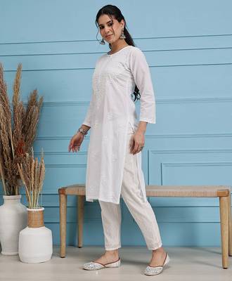 Hand embroidered white cotton lucknowi chikankari straight kurta 3