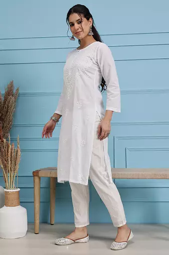 Hand embroidered white cotton lucknowi chikankari straight kurta