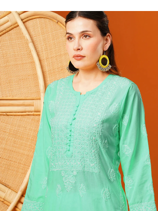 Hand embroidered sea green cotton lucknowi chikankari straight kurta 6
