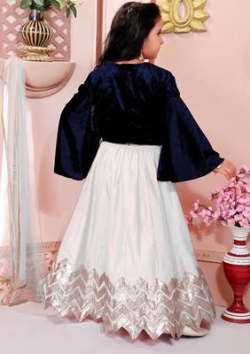 Navy blue embroidered velvet a line lehenga choli dupatta 4