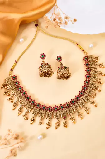 Latest stylish design fancy pearl choker traditional temple necklace jewellery set