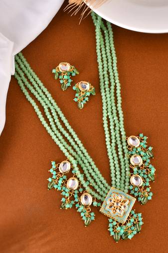 Tranding kunden jewellery set with perls