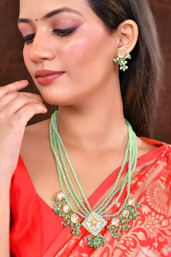 Tranding kunden jewellery set with perls