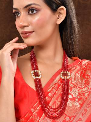 Kundan pendant red bead jewellery set 1