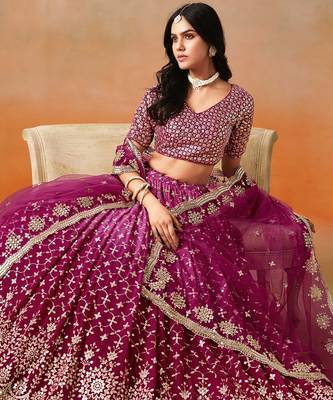 pink zari embroidered lehenga set choli with dupatta with dupatta 4