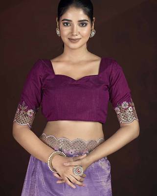 Lavender Color Silk Blend Floral Embroidered Work Saree 4