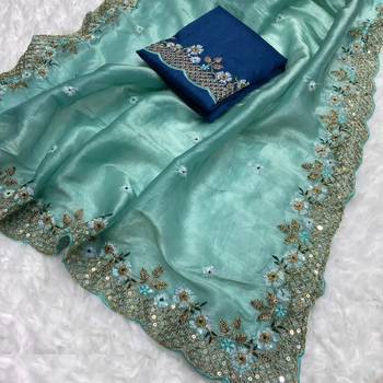 Light Green Color Silk Blend Floral Embroidered Work Saree 5