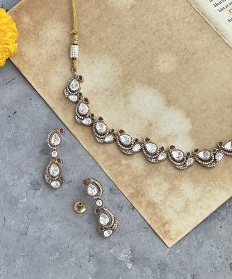 Gold plated studded necklace set 2