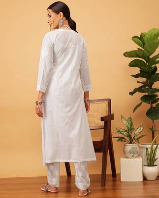 Hand embroidered white cotton lucknow chikankari angrakha kurta 2