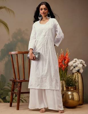 Hand embroidered white cotton lucknowi chikankari straight kurta 4