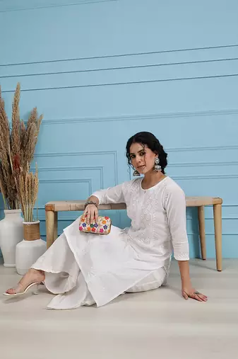 Hand embroidered white cotton lucknowi chikankari straight kurta