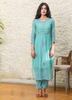 Mint pintuck yoke kurta set 5