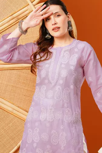 Hand embroidered lavender cotton lucknowi chikankari straight kurta