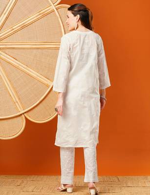 Hand embroidered white cotton lucknowi chikankari straight kurta 2