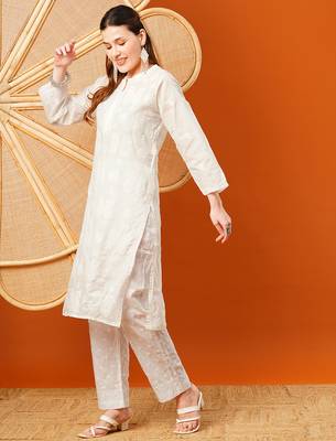Hand embroidered white cotton lucknowi chikankari straight kurta 4