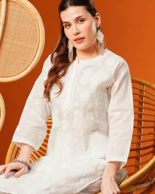 Hand embroidered white cotton lucknowi chikankari straight kurta 5