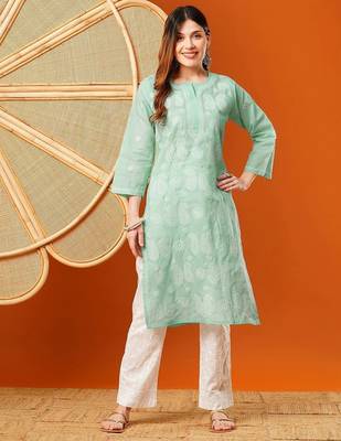 Hand embroidered sea green cotton lucknowi chikankari straight kurta 1