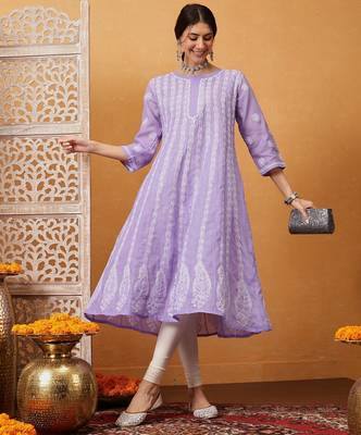 Hand embroidered mauve cotton lucknowi chikankari anarkali a-line kurta 4