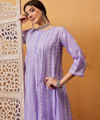 Hand embroidered mauve cotton lucknowi chikankari anarkali a-line kurta 5