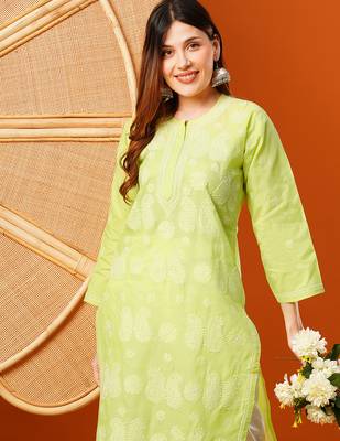 Hand embroidered green cotton lucknowi chikankari straight kurta 6