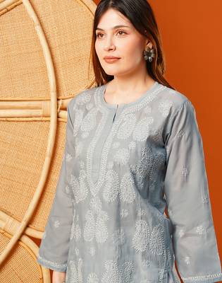 Hand embroidered grey cotton lucknowi chikankari straight kurta 6