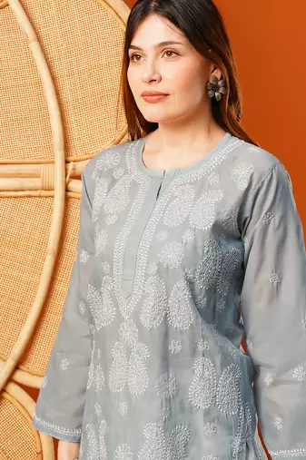 Hand embroidered grey cotton lucknowi chikankari straight kurta