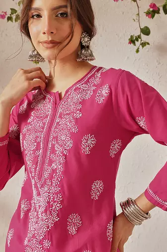 Hand embroidered magenta cotton lucknowi chikankari straight kurta