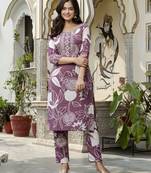 Trendmalls Purple printed kurta pant embroidery neck work kurta set