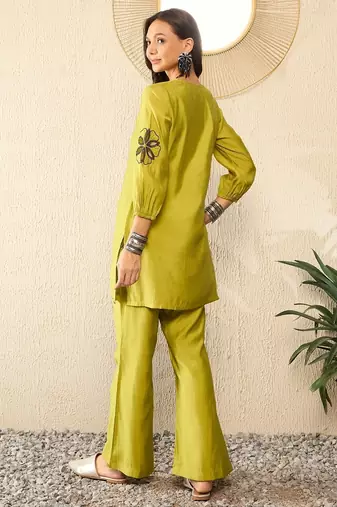 Women green silk blend embroidered solid coord sets