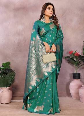 Emerald Green Color Gala weaving Banarasi Art Silk Saree 3