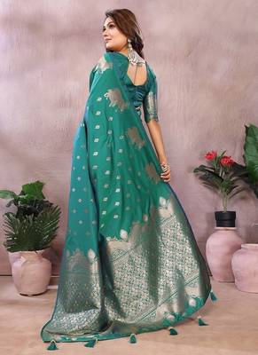 Emerald Green Color Gala weaving Banarasi Art Silk Saree 4
