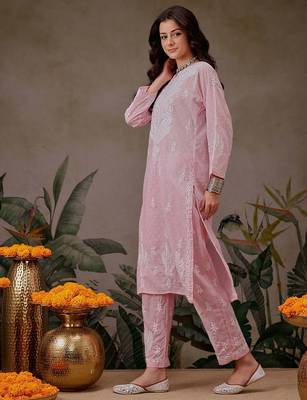 Hand embroidered pink cotton lucknowi chikankari co-ord set 4