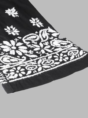 Hand embroidered white cotton lucknowi chikankari kurta with palazzo set 5
