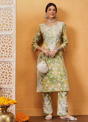 Hand embroidered floral printed green and yellow cotton lucknowi chikankari co-ord set 4