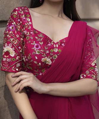Pink organza plain saree with embroidered blouse & belt 5