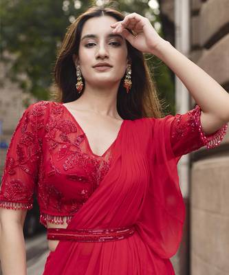 Red georgette plain saree with embroidered blouse & belt 2
