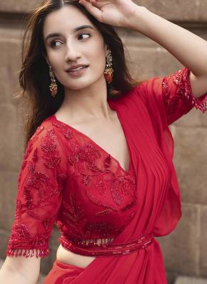 Red georgette plain saree with embroidered blouse & belt 5