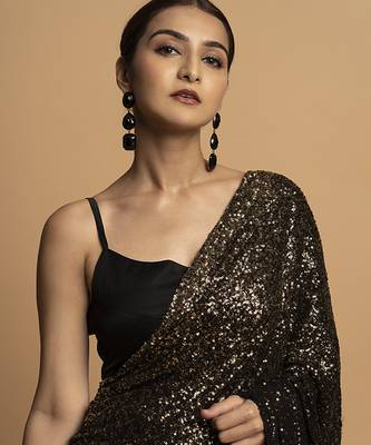 Black georgette embroidered saree with embroidered blouse & belt 3