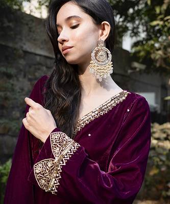 Wine velvet embroidered kurta & pant set 5