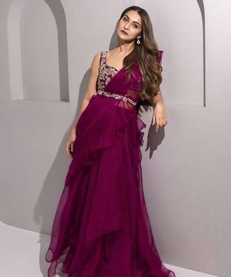 Wine organza plain saree with embroidered blouse & belt 1