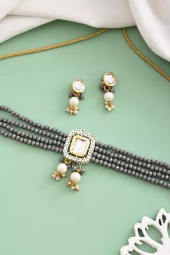 Gold-toned pearl beaded bracelet & earrings set